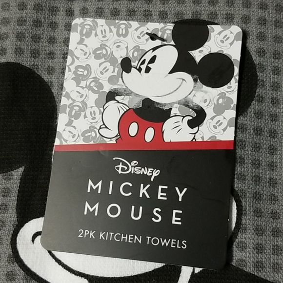 ❤Mickey Mouse Kitchen Towels - Picture 2 of 5